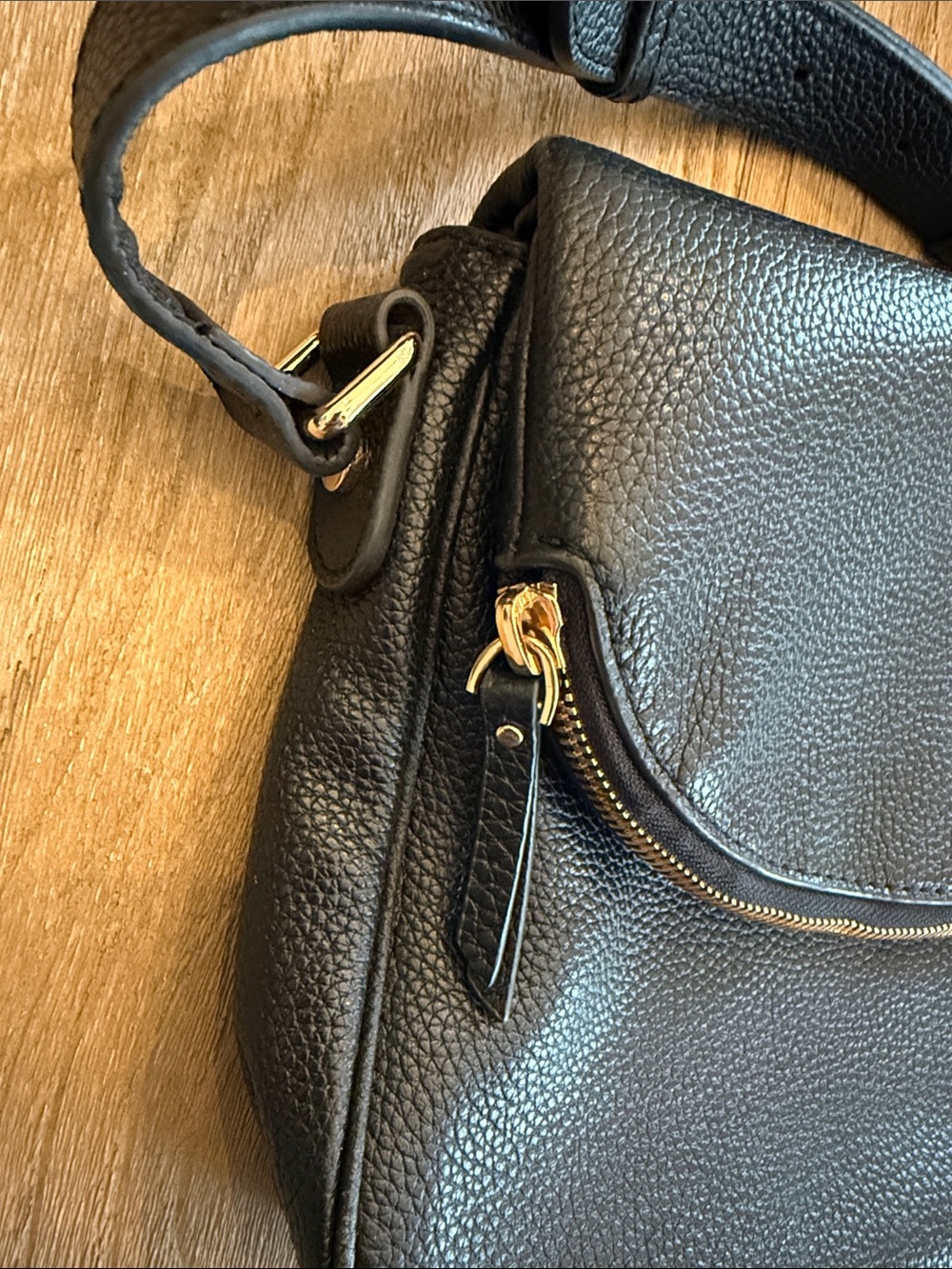 Quince Italian Leather Foldover Crossbody - Picture 3 of 6